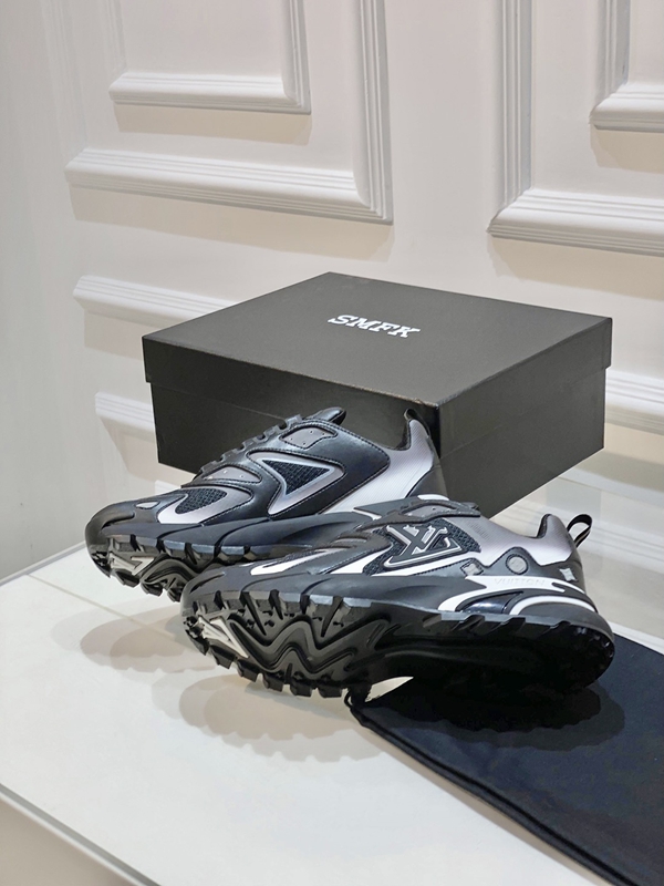 ルイヴィトン靴内部構造